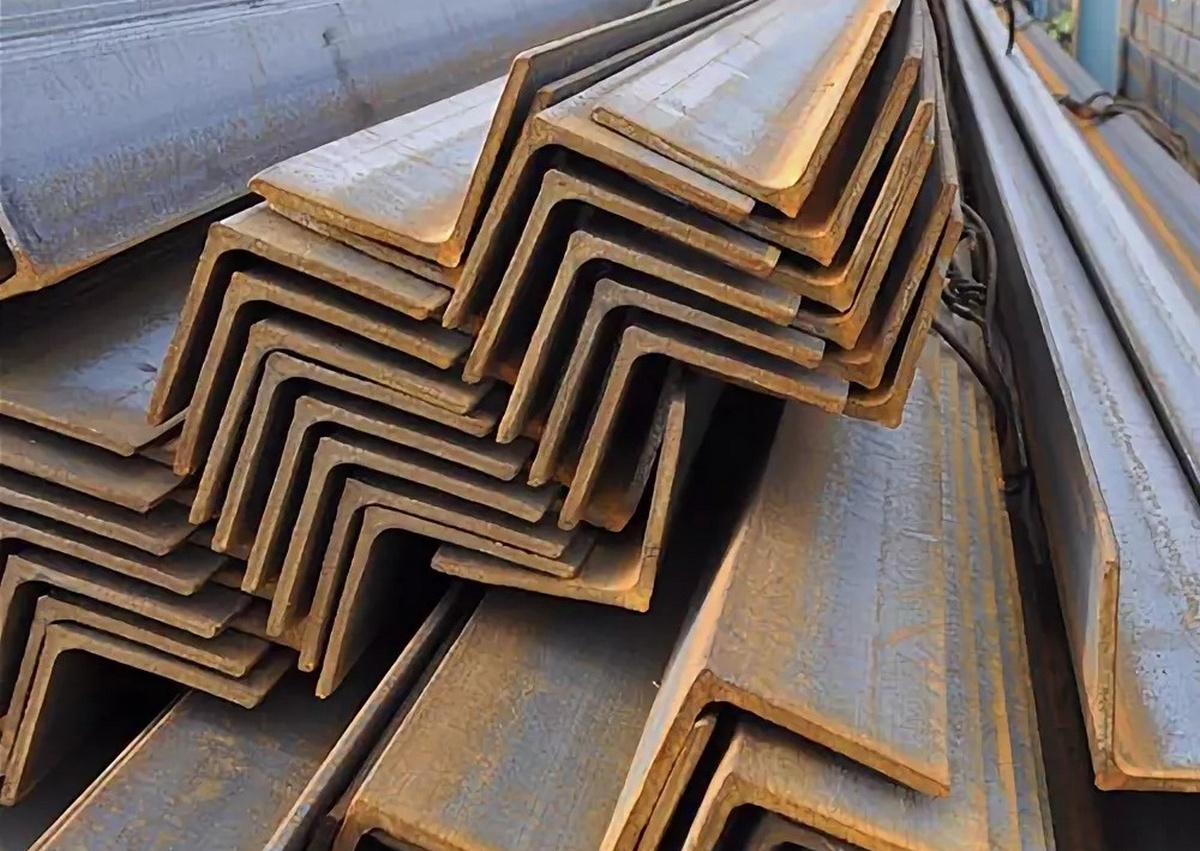 Уголок 90x90x6